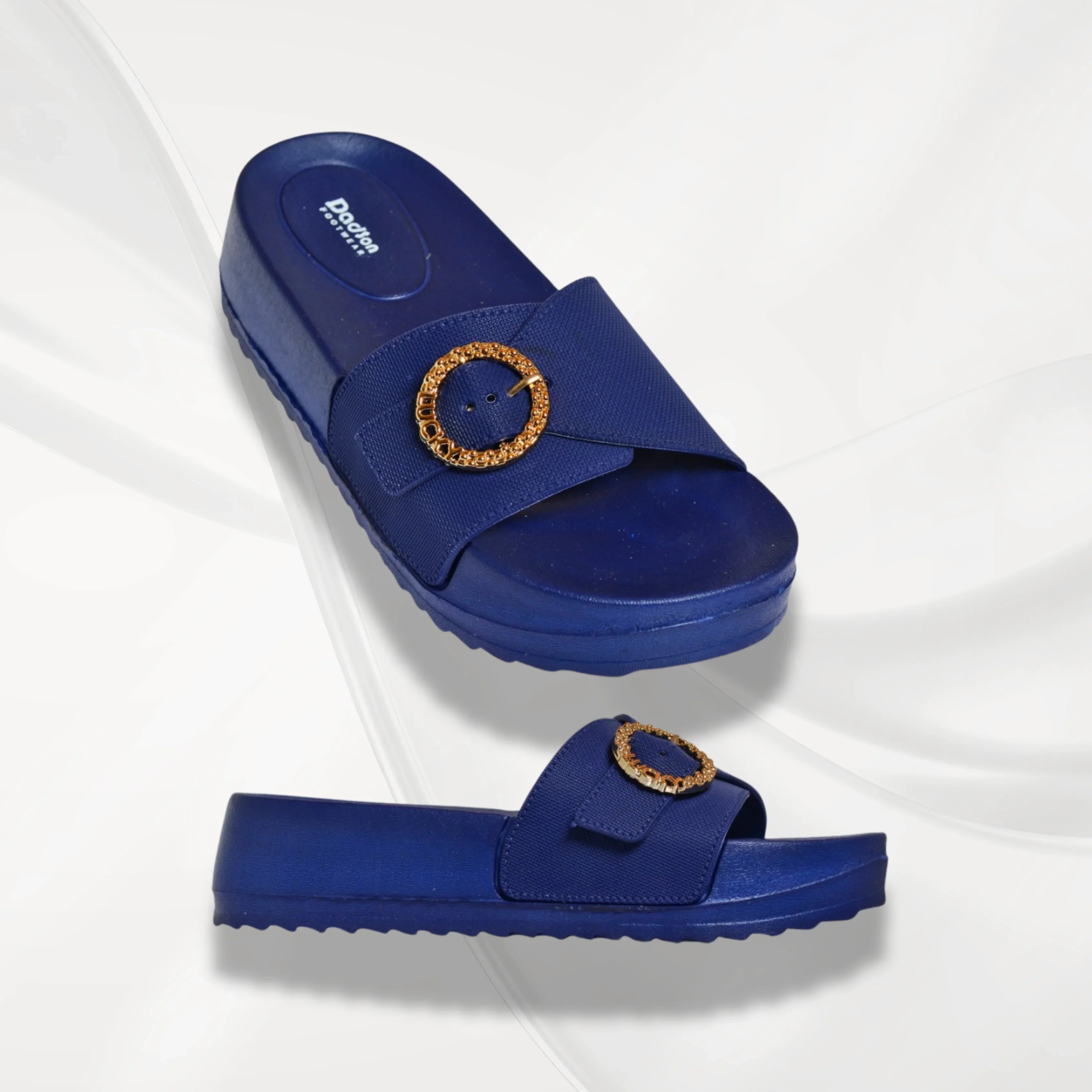 Women’s Comfortable Flat Sole Slippers