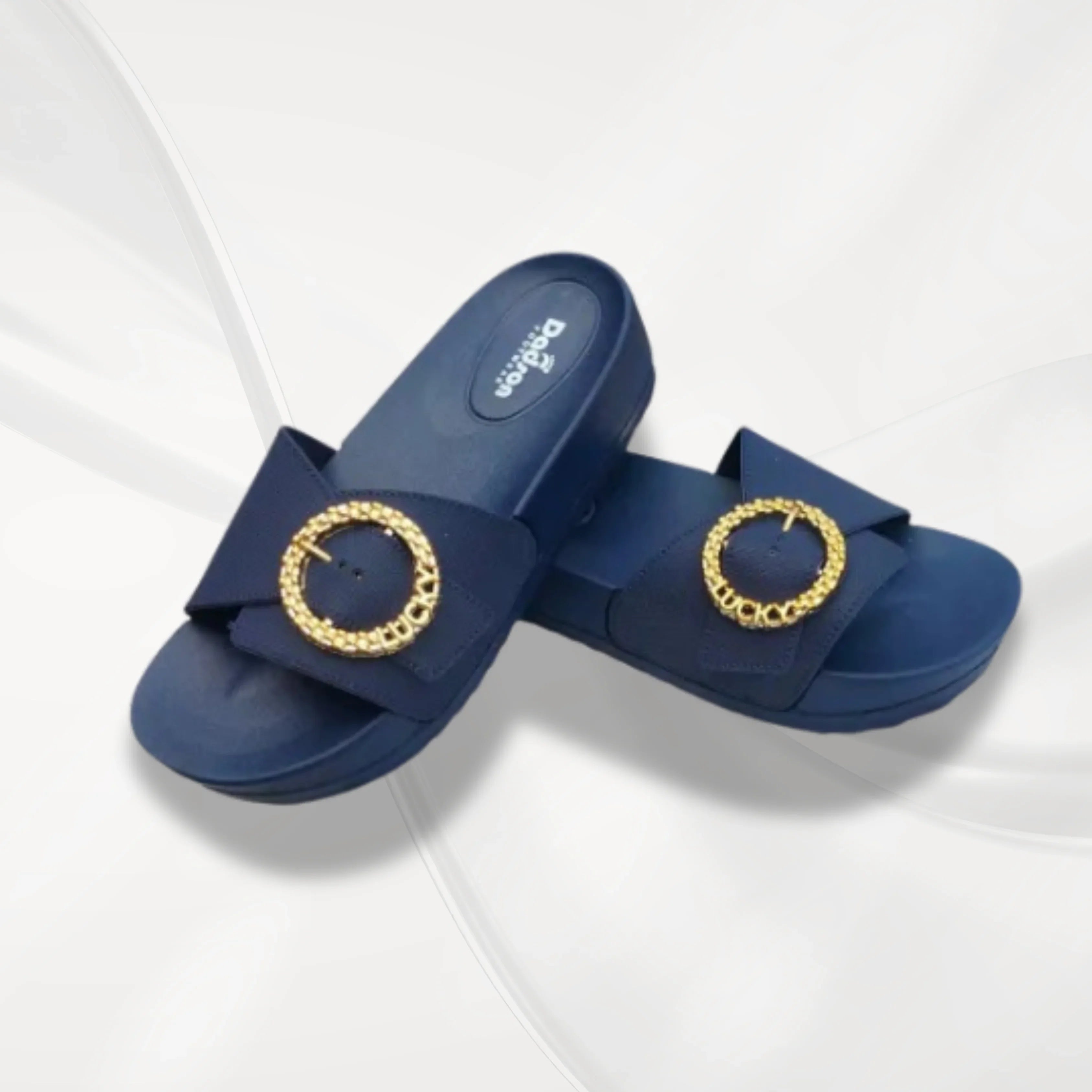 Women’s Comfortable Flat Sole Slippers