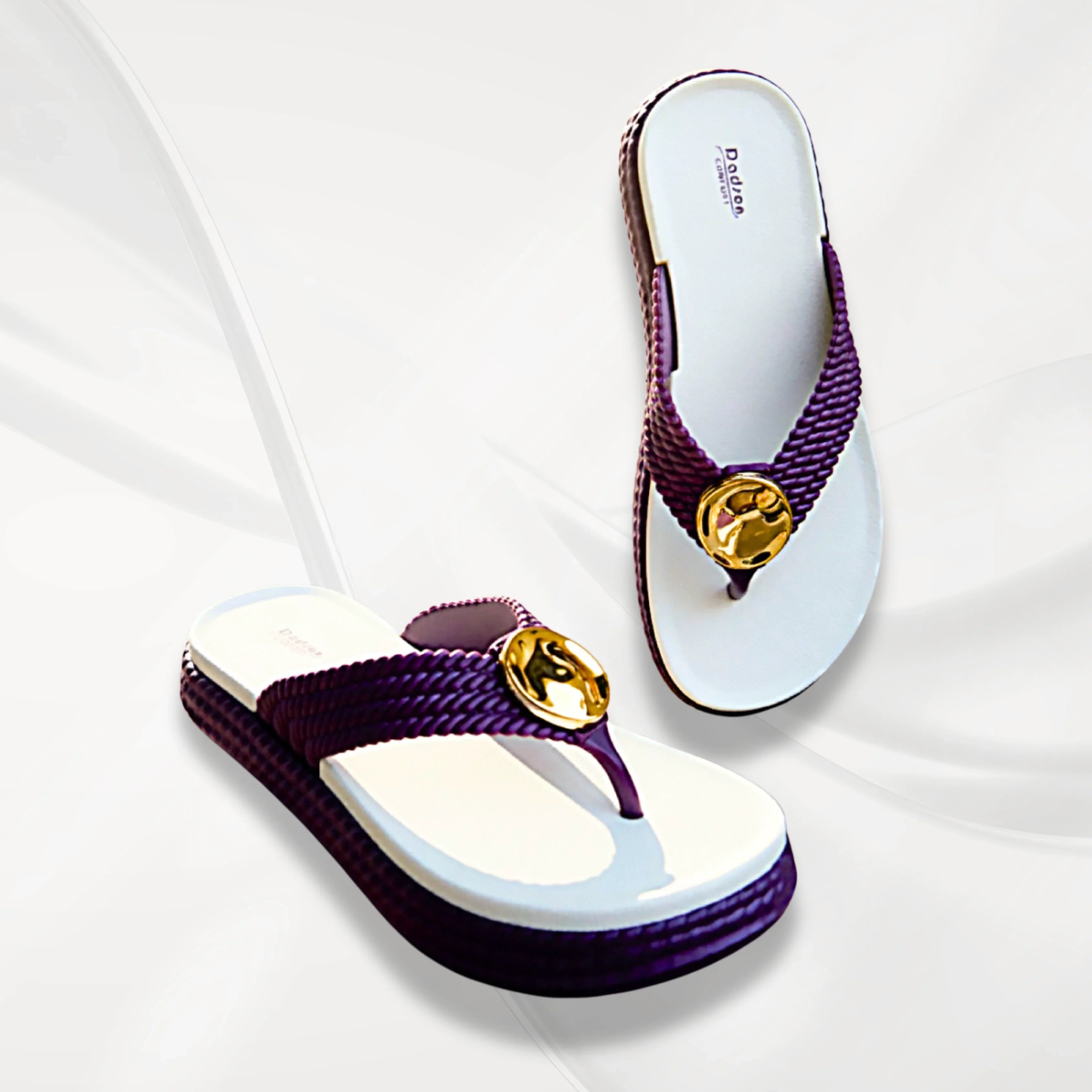 Women’s Comfortable Flat Sole Slippers