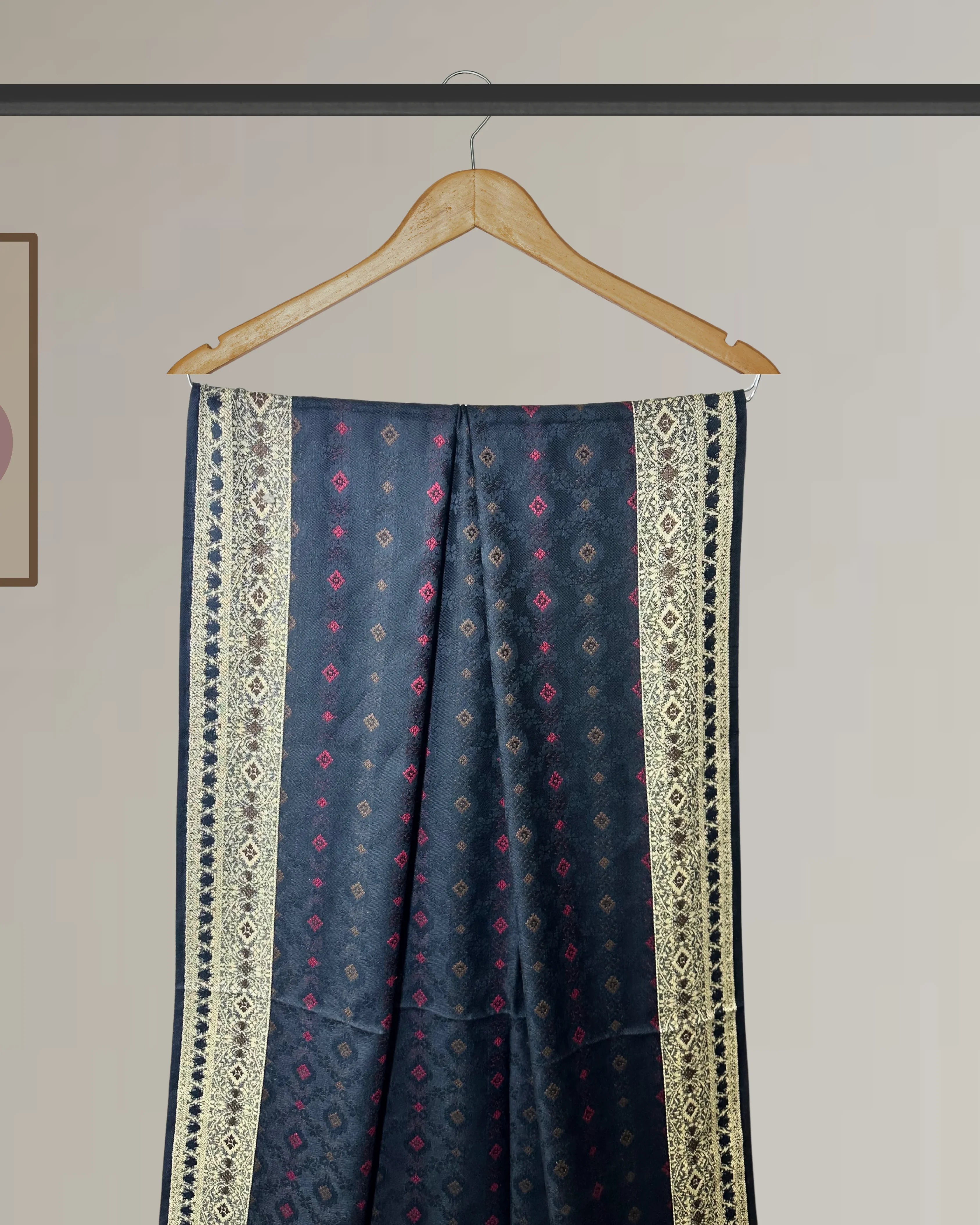 Winter Printed Shawl with 4-Side Border & Tassels - Ws131
