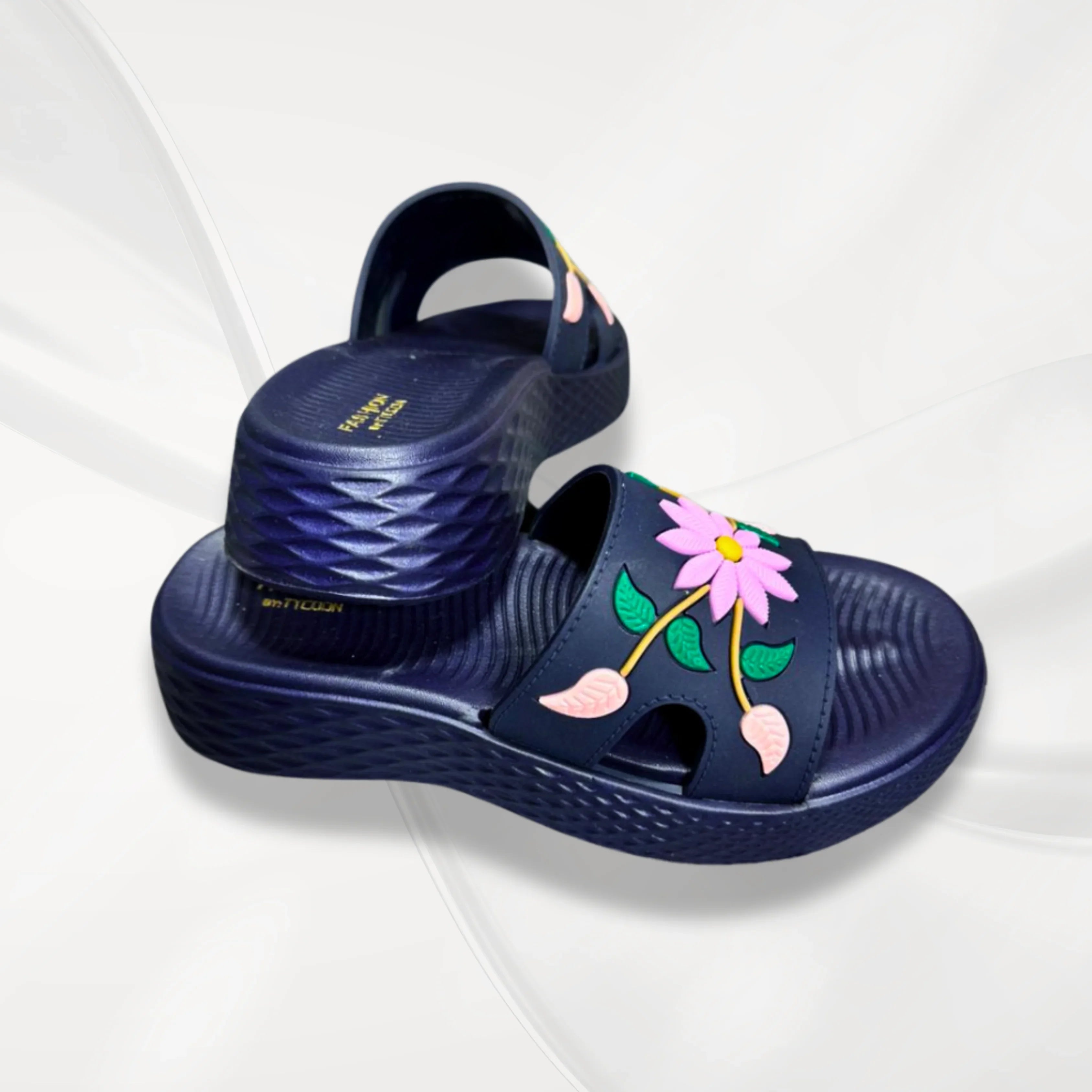 Women’s Comfortable Flat Sole Slippers