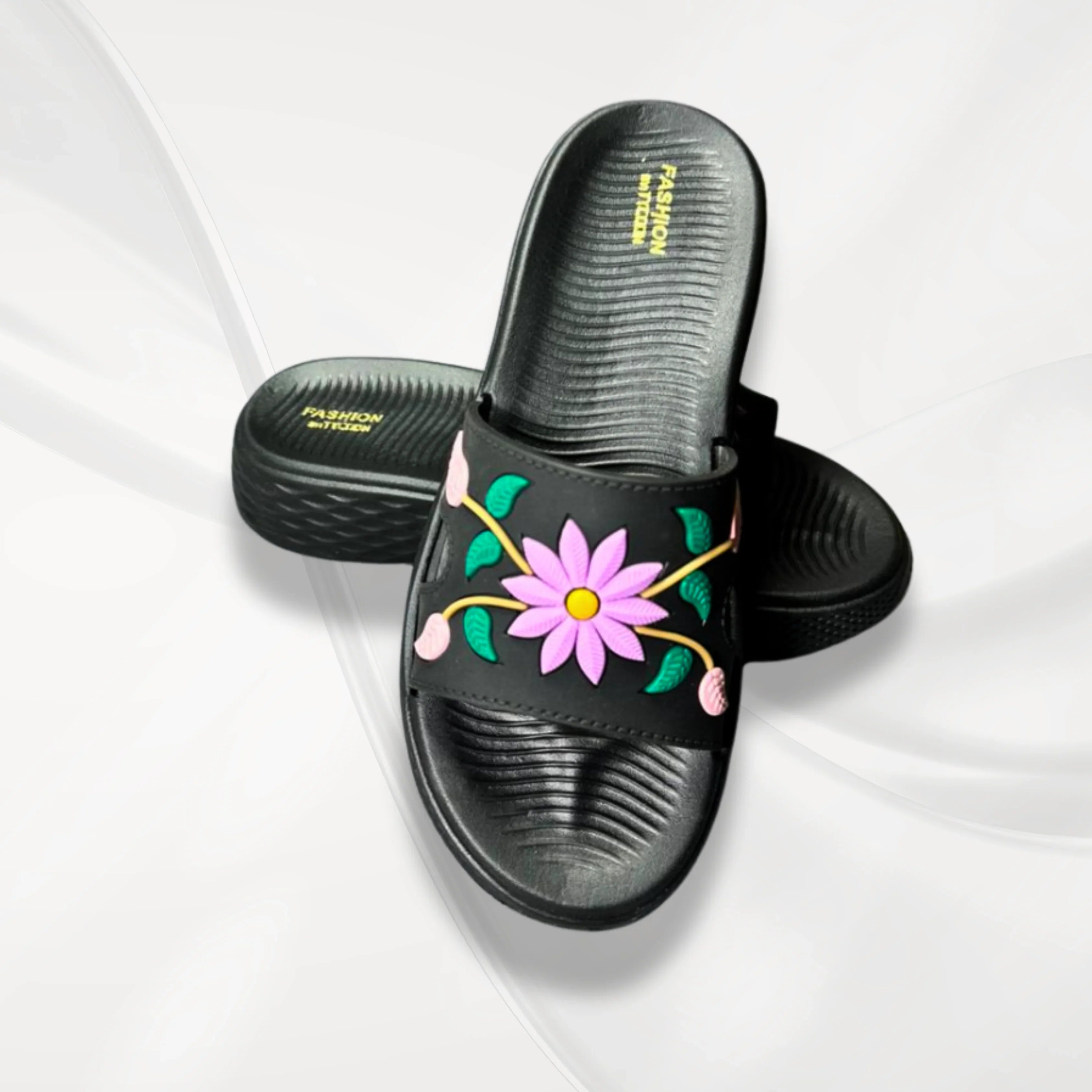 Women’s Comfortable Flat Sole Slippers